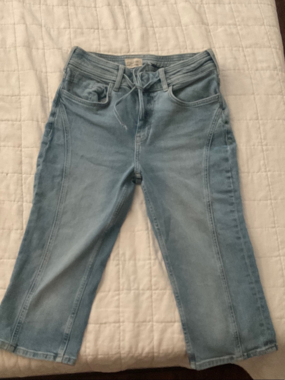 Pilcro Light Blue Cropped Denim Capris